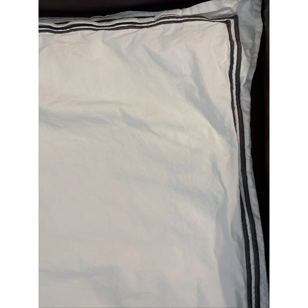 RH  Restoration Hardware Italian  cotton Pillow Shams‎ set of 2 gray embroidery